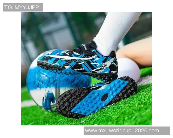 学生碎钉足球鞋的选择与使用指南让你在球场上尽显风采 学生碎钉足球鞋的选择与使用指南让你在球场上尽显风采